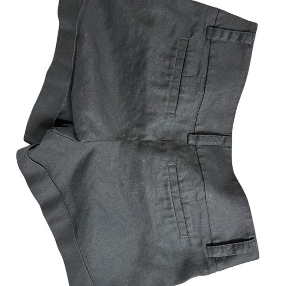 Express High Waist Black Shorts with Relaxed Style - Picture 3 of 3